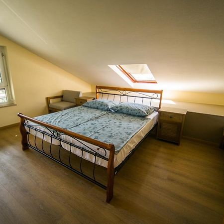 Apartments Sara 7, 8, 9 포르토로즈 외부 사진