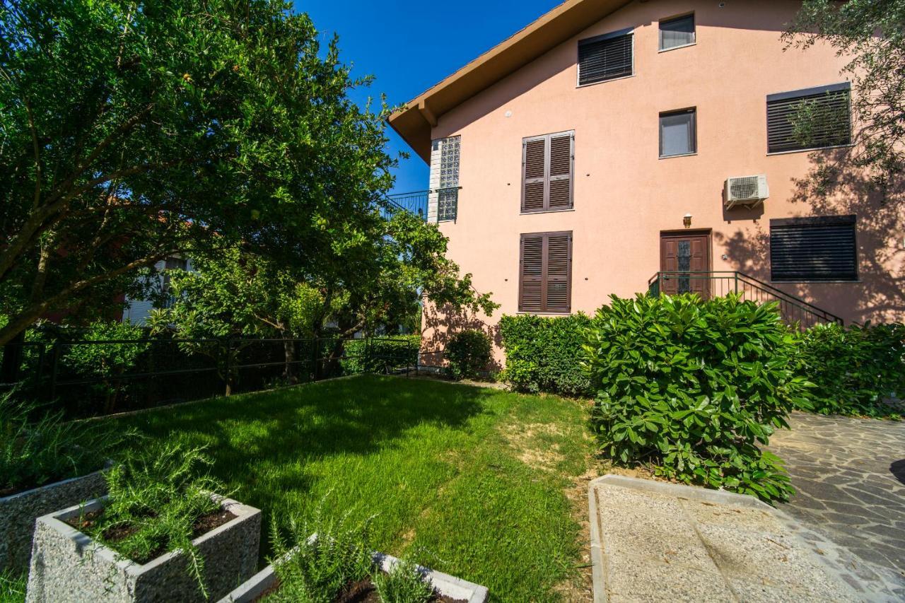 Apartments Sara 7, 8, 9 포르토로즈 외부 사진